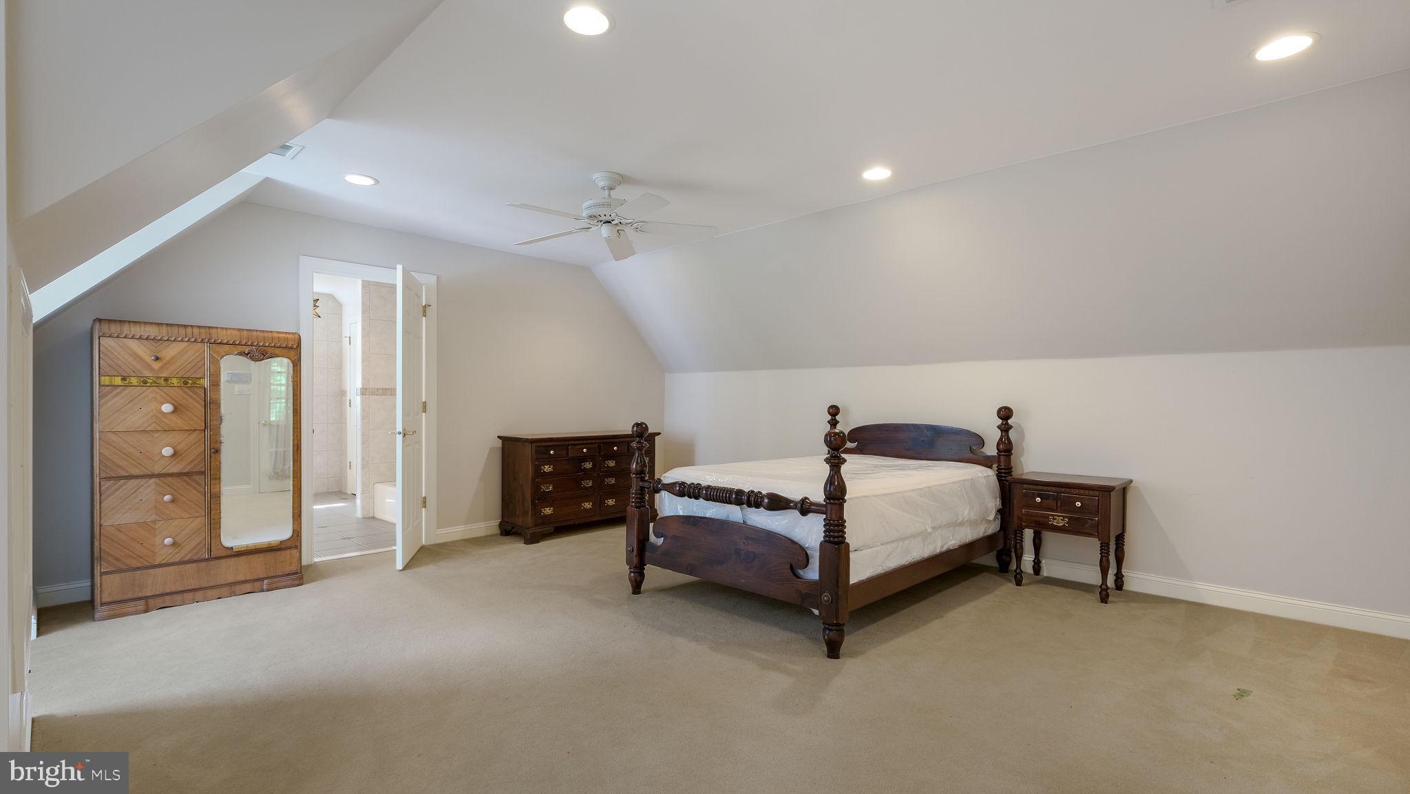 ASH MILL - Residential