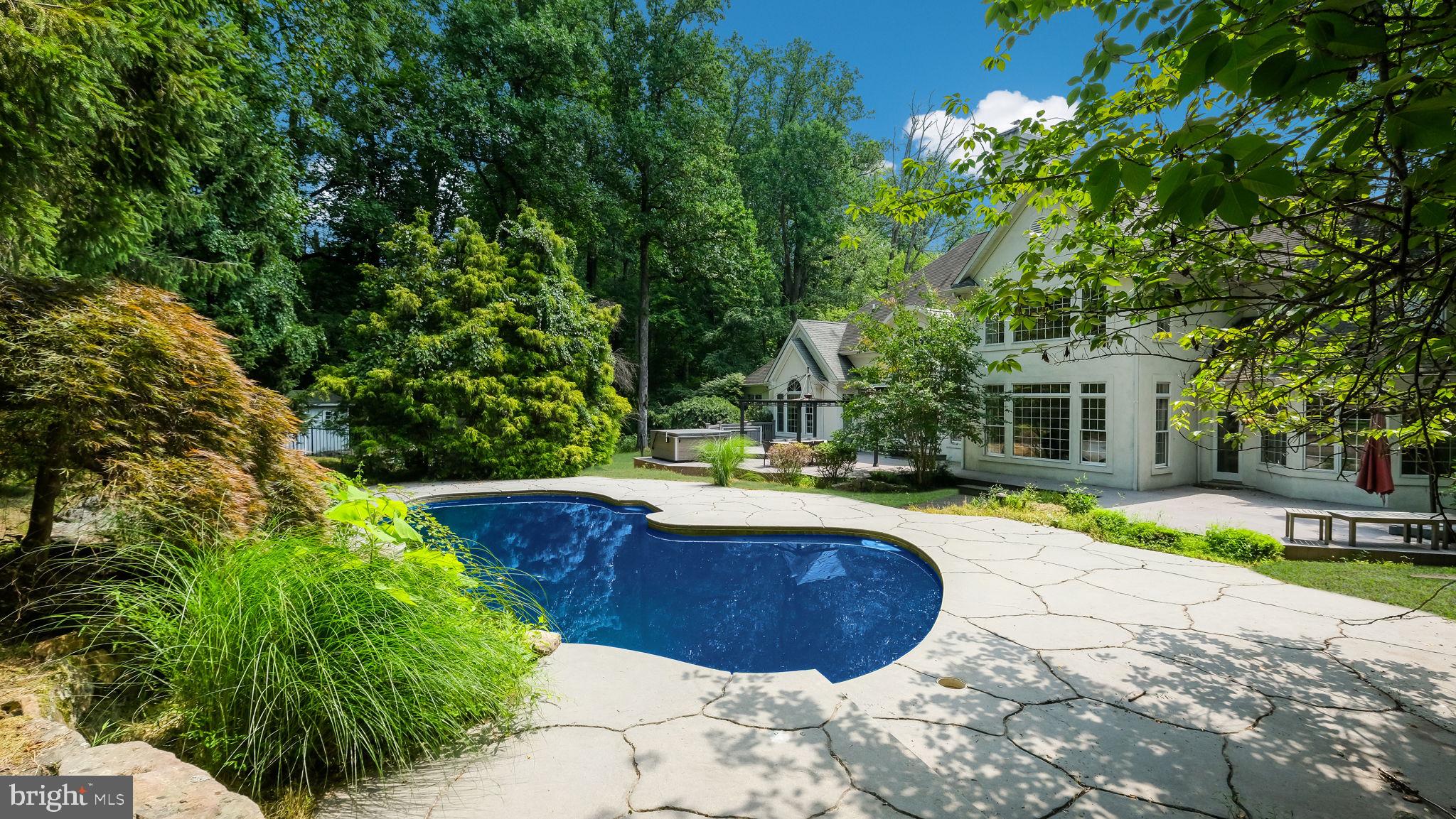 ASH MILL - Residential