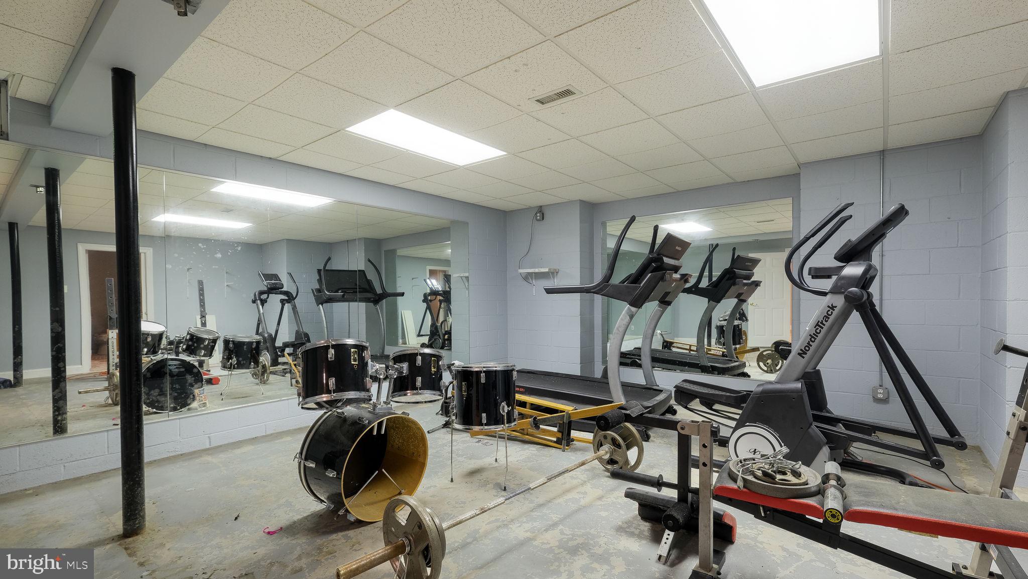 ASH MILL - Residential