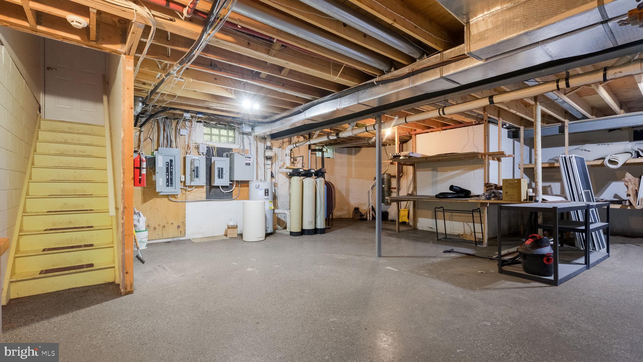 ASH MILL - Residential