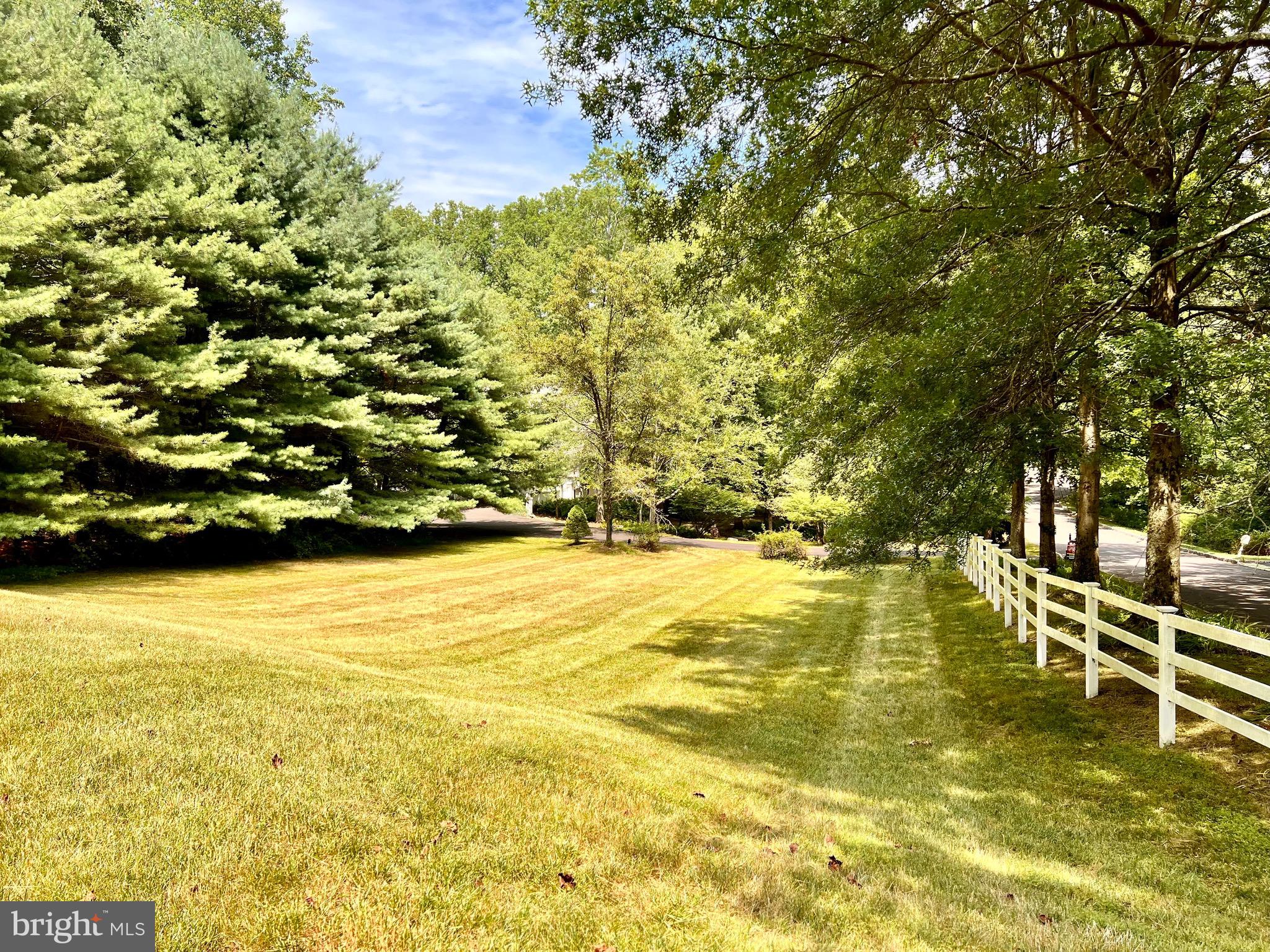 ASH MILL - Residential