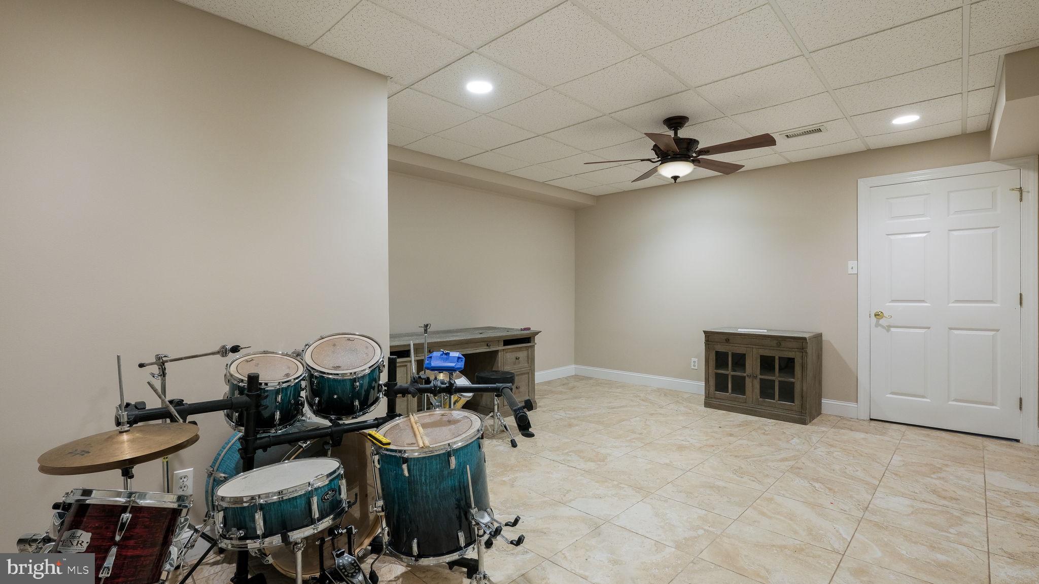 ASH MILL - Residential