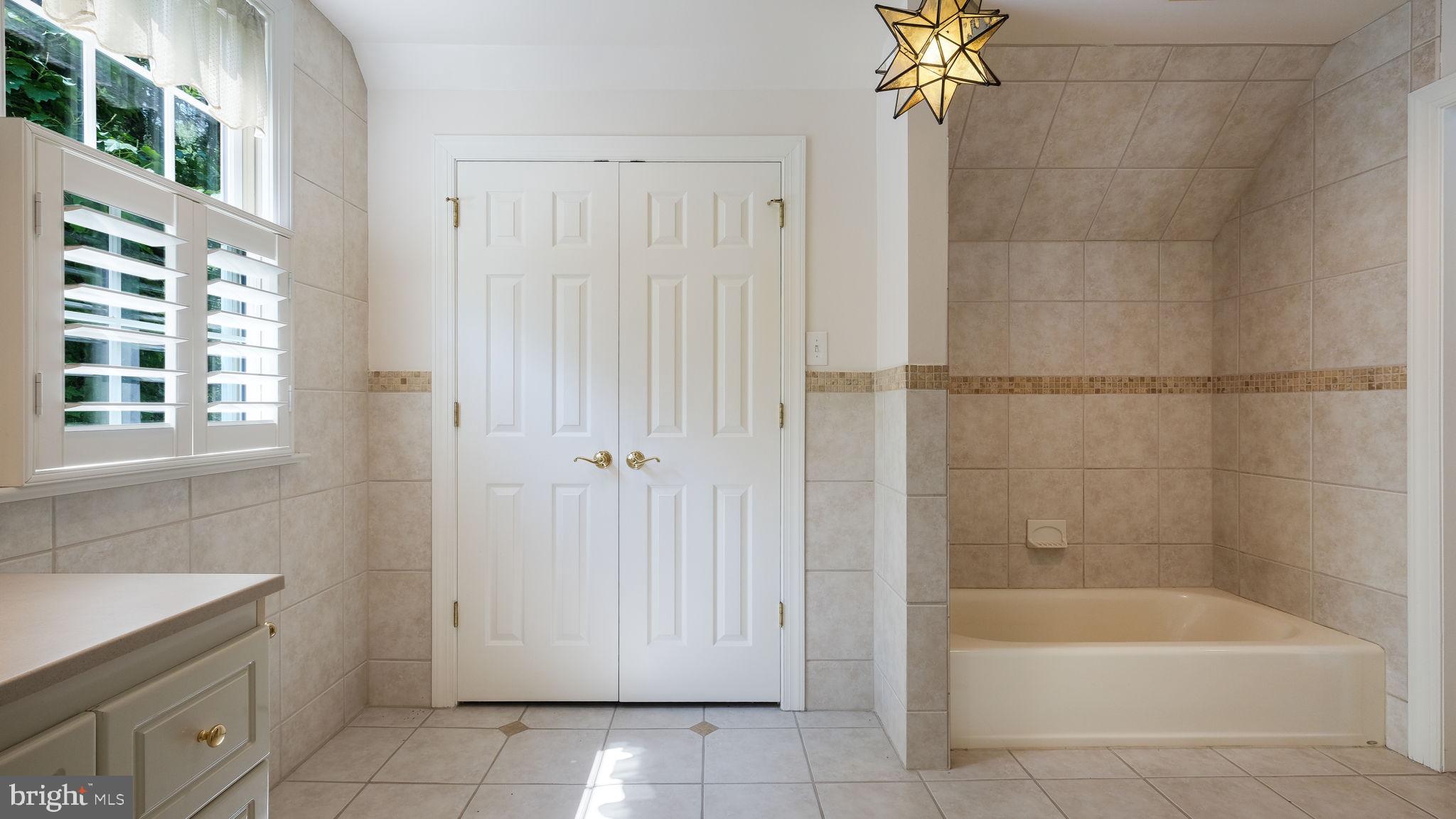 ASH MILL - Residential