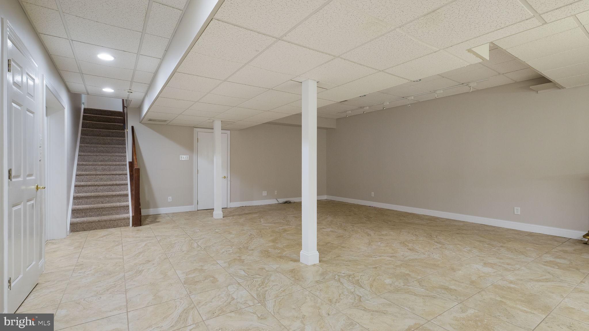 ASH MILL - Residential