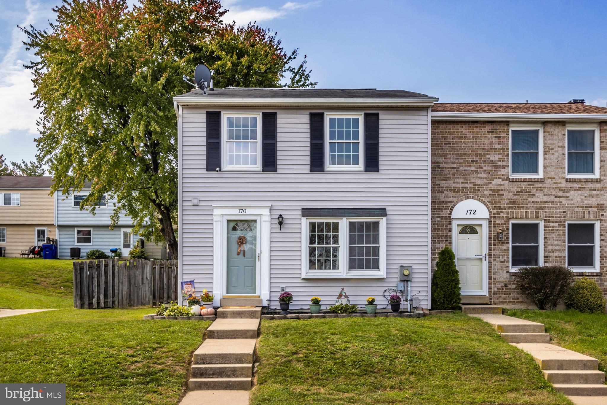 AMBER MEADOWS - Residential