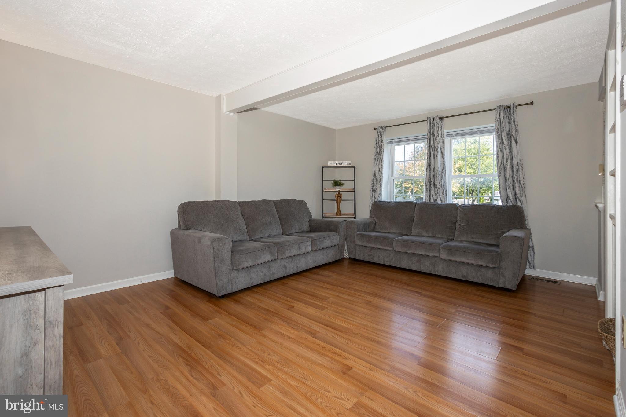 AMBER MEADOWS - Residential