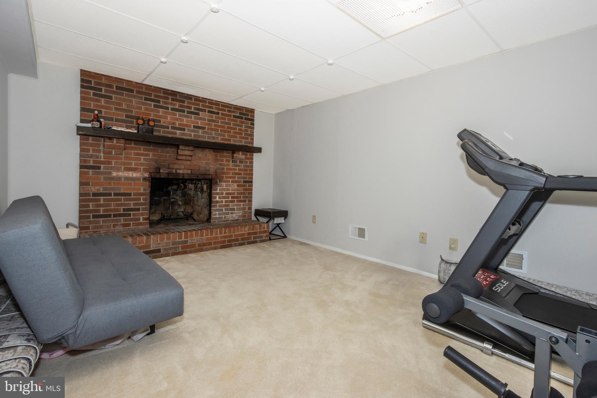 AMBER MEADOWS - Residential