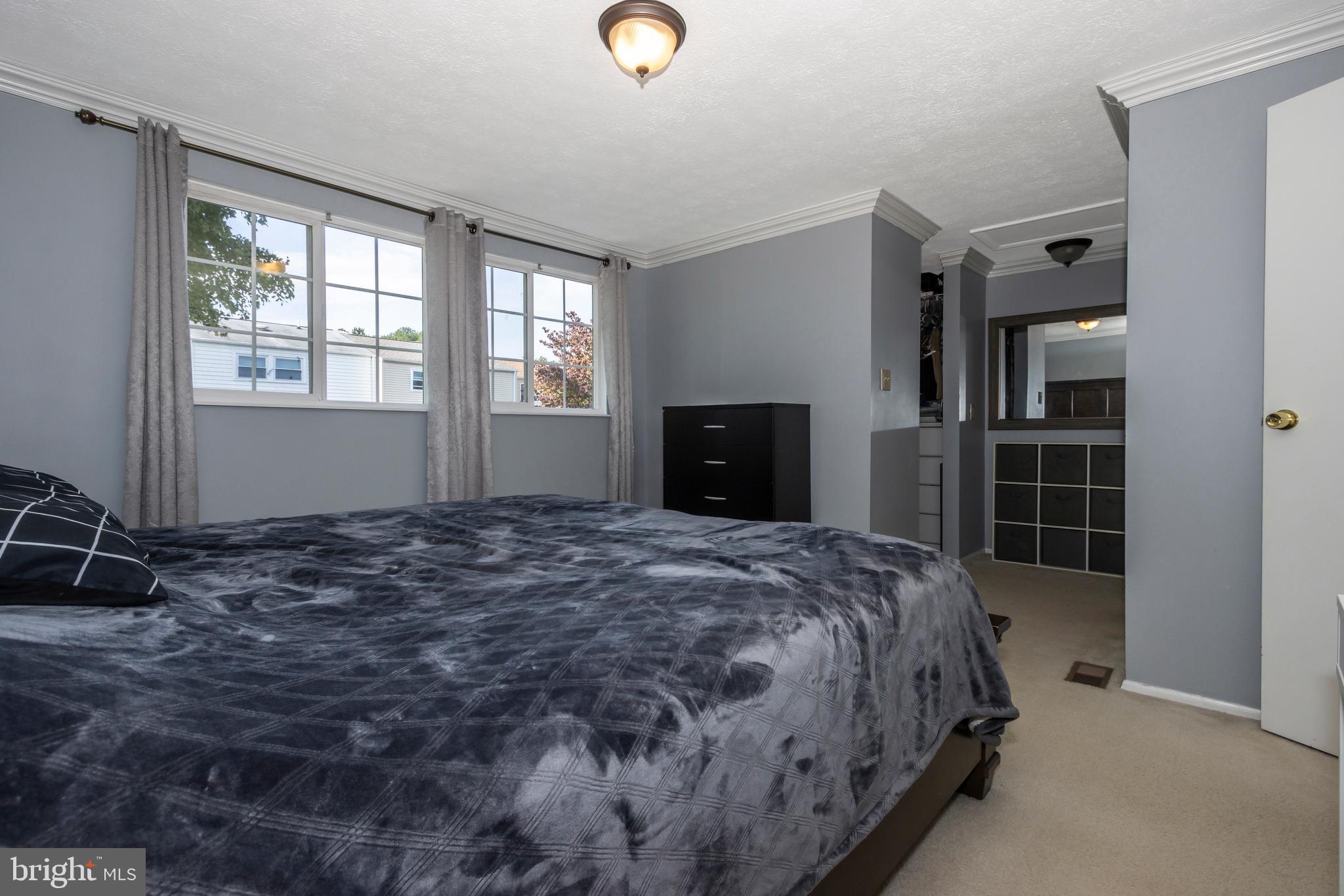 AMBER MEADOWS - Residential