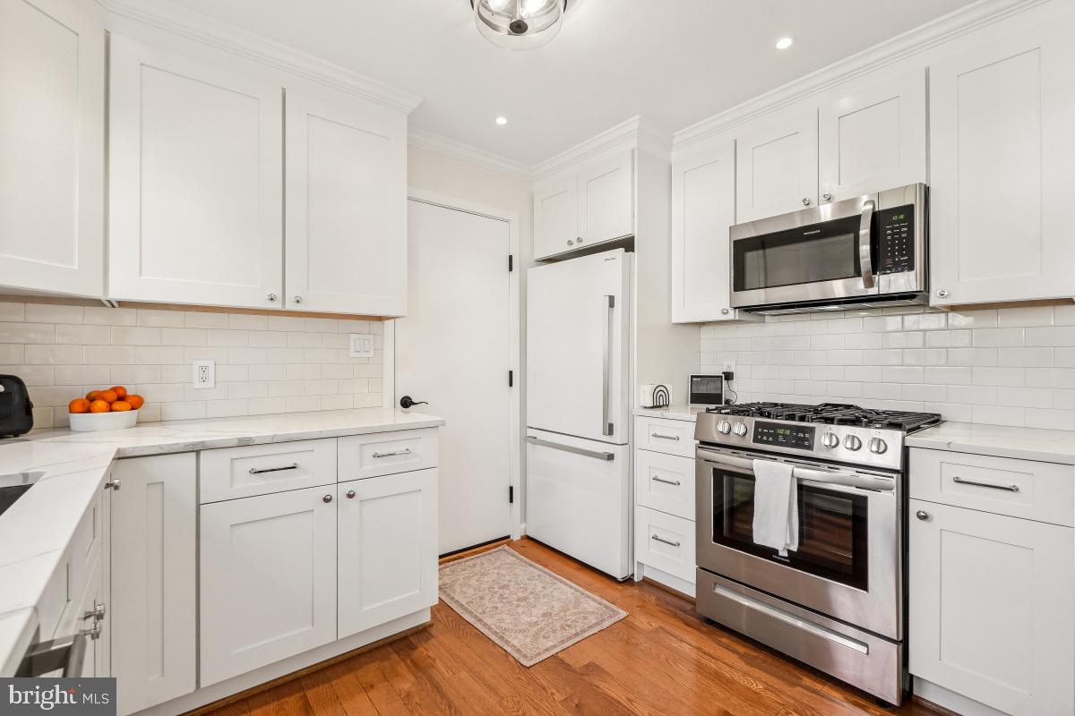 ROCKSHIRE - Residential