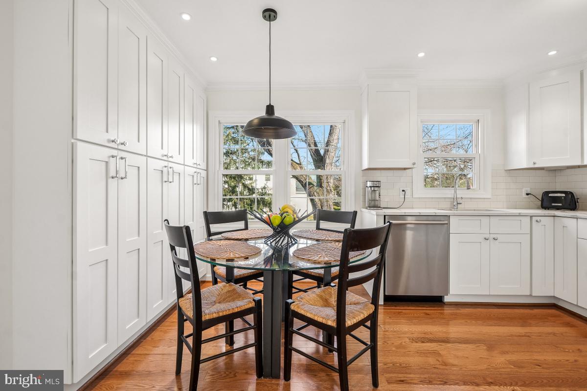 ROCKSHIRE - Residential