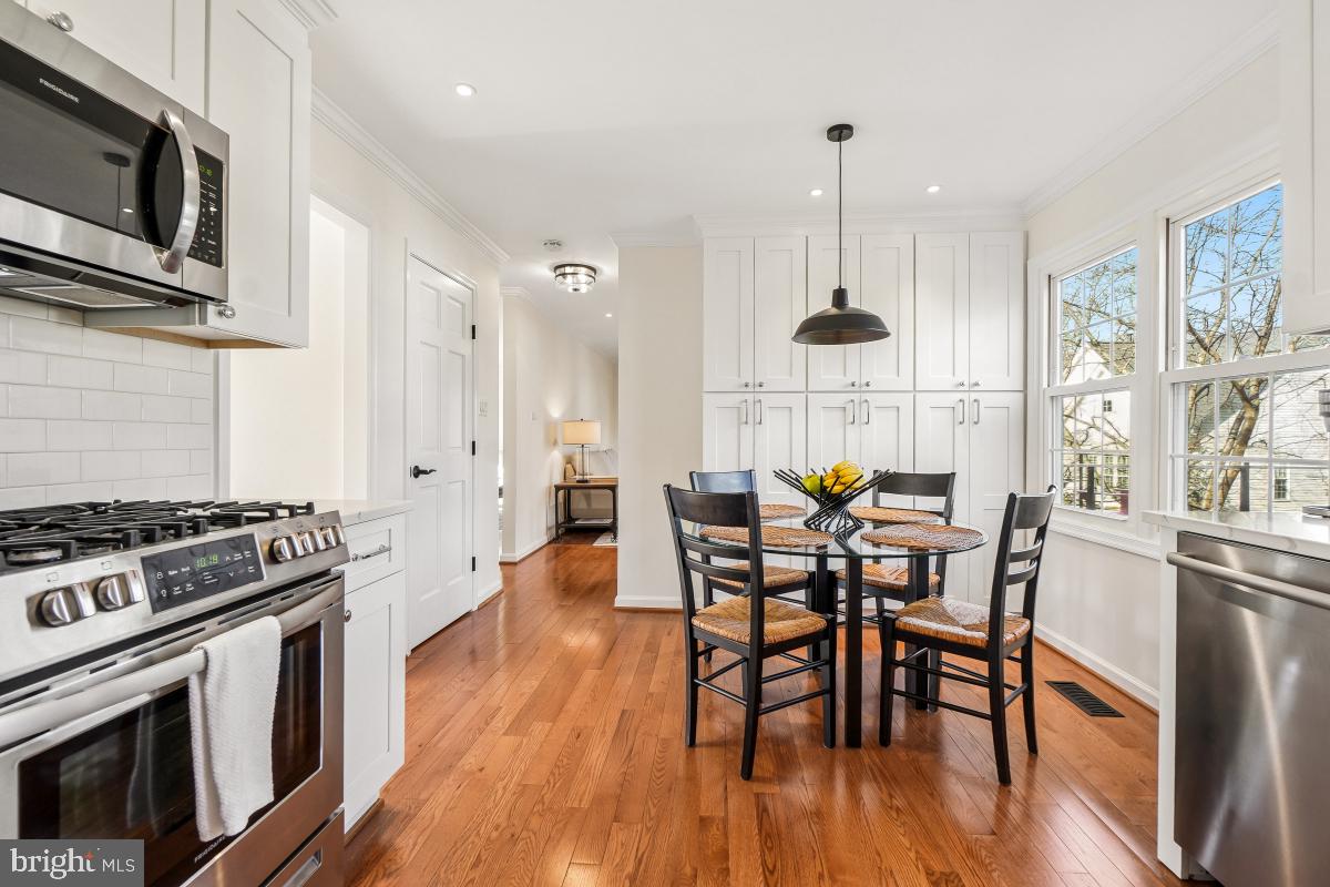 ROCKSHIRE - Residential