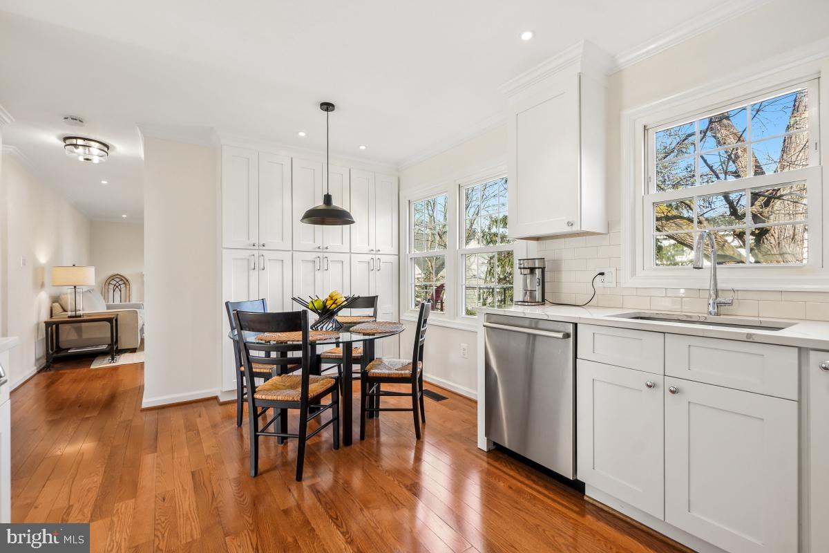 ROCKSHIRE - Residential