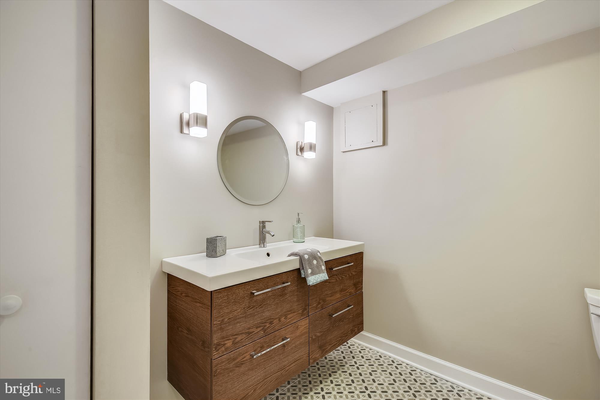 ROLLING VALLEY - Residential