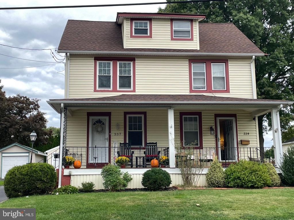 Photo of 337 S Lincoln Avenue, NEWTOWN, PA 18940 (MLS # PABU2107434)