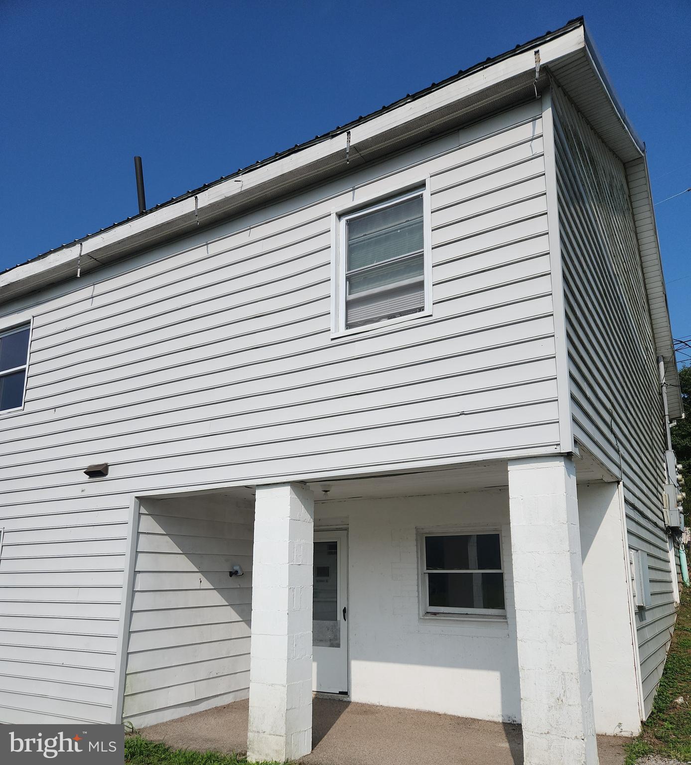 TERRA ALTA - Residential Lease