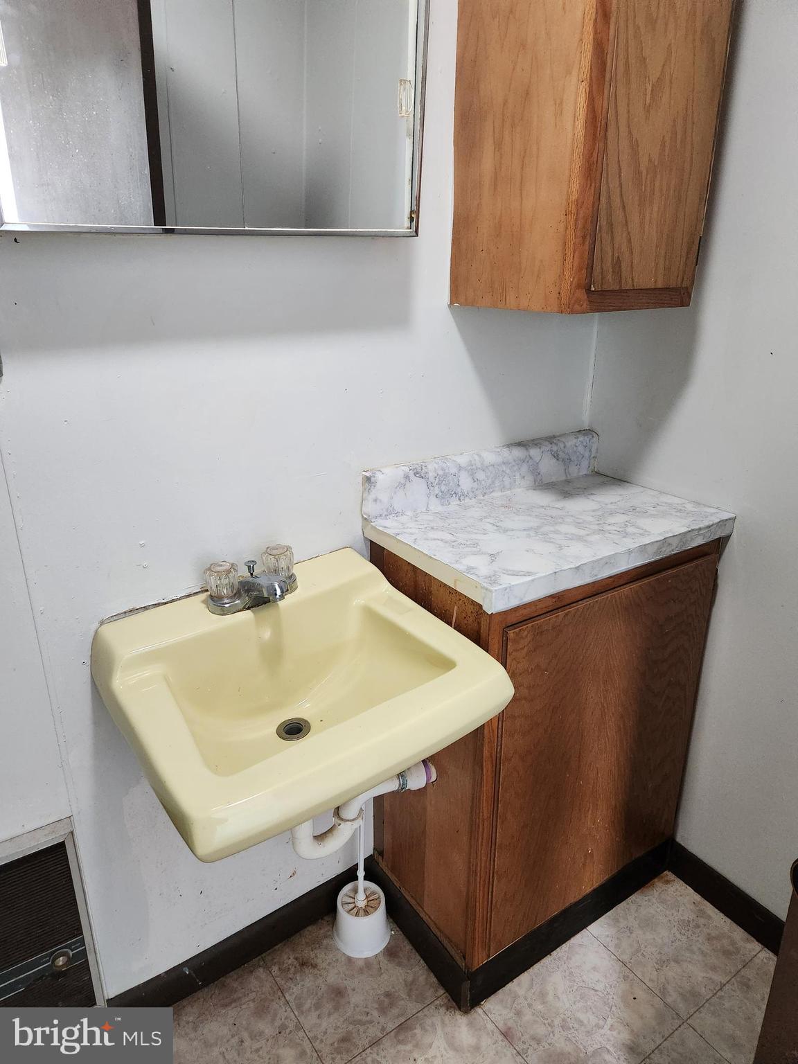 TERRA ALTA - Residential Lease