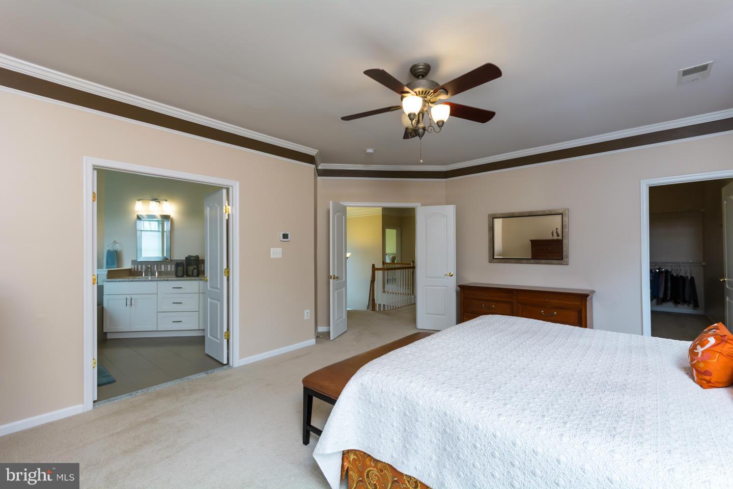 SIGNATURE AT BROADLANDS - Residential