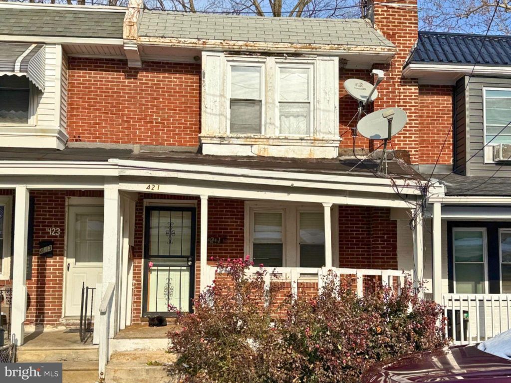 Photo of 421 Darby Terrace, DARBY, PA 19023 (MLS # PADE2105544)