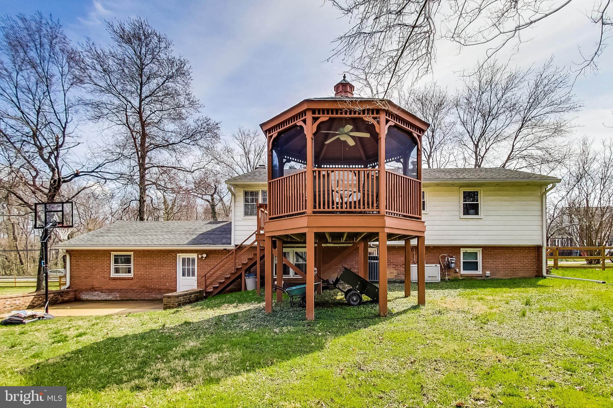 TIMOTHY PARK - Residential