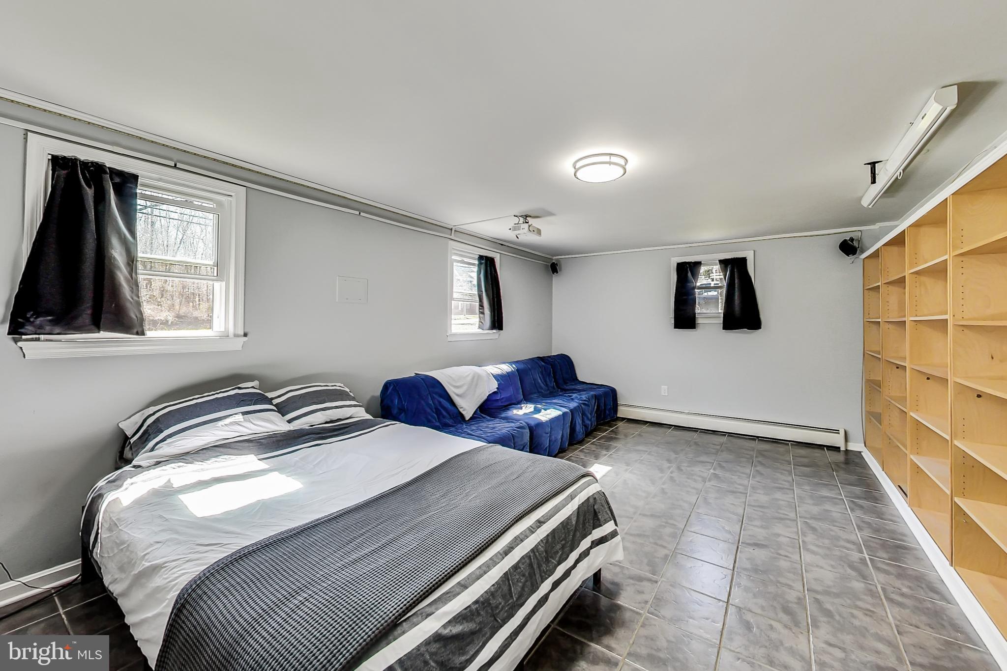 TIMOTHY PARK - Residential