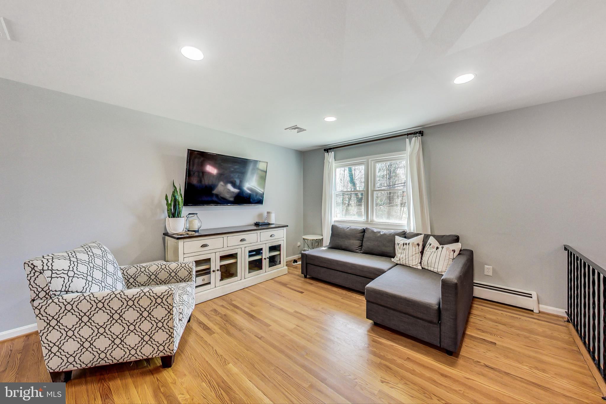 TIMOTHY PARK - Residential