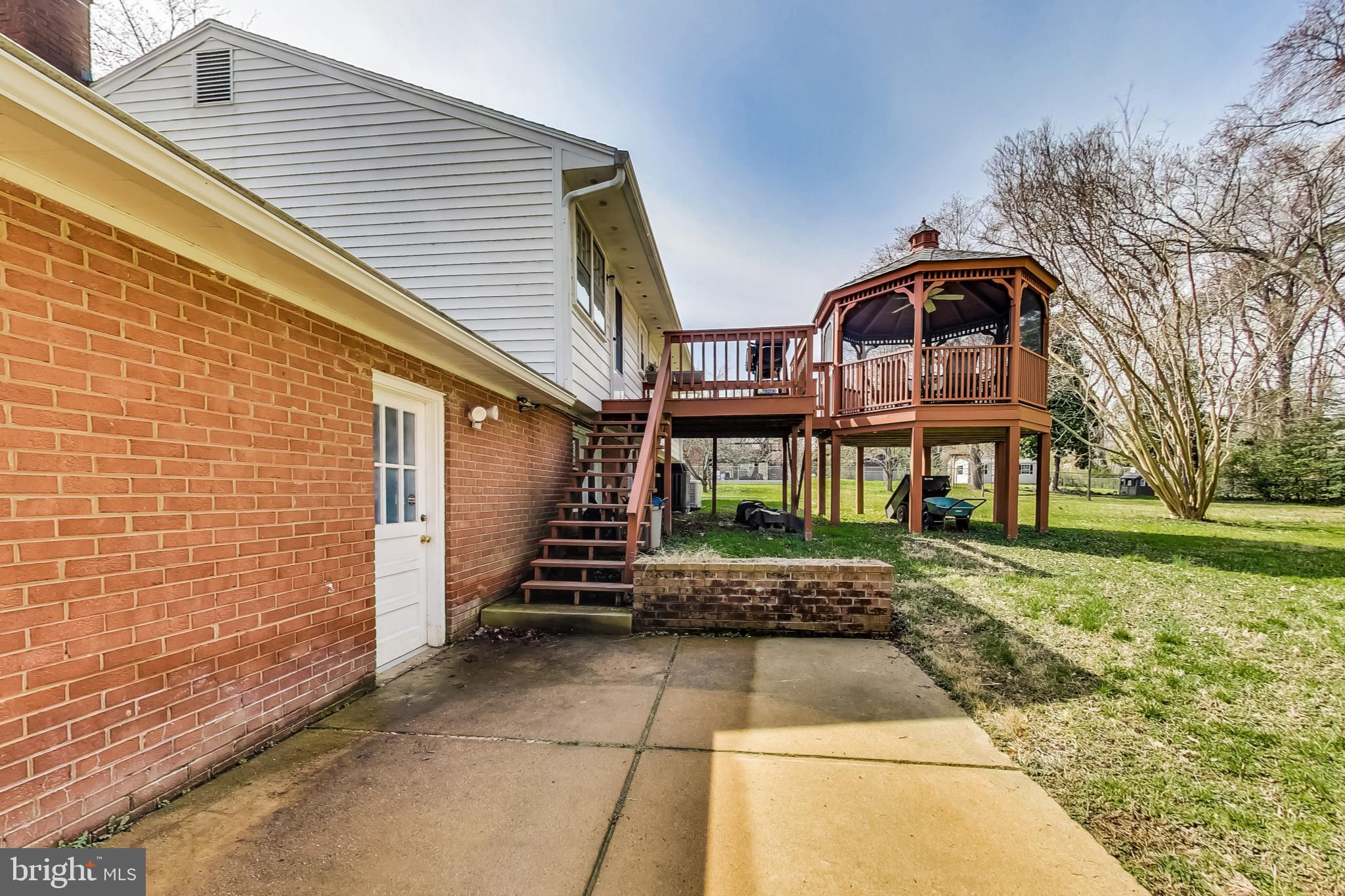 TIMOTHY PARK - Residential