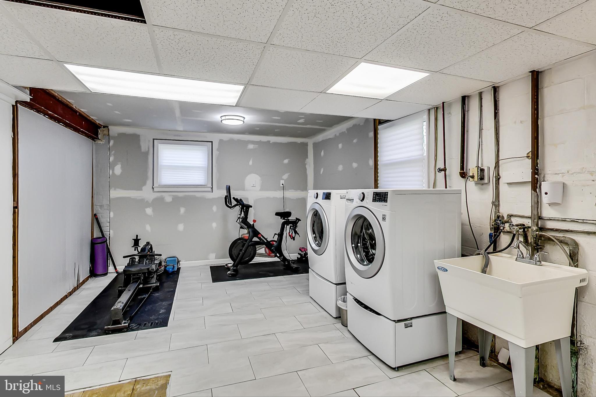 TIMOTHY PARK - Residential