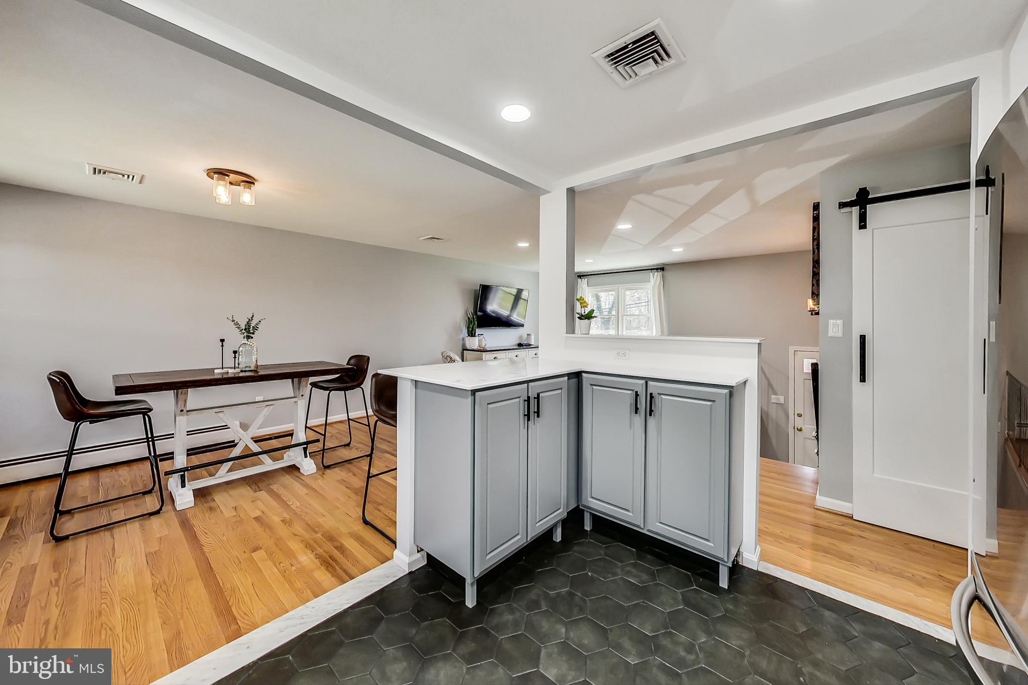 TIMOTHY PARK - Residential