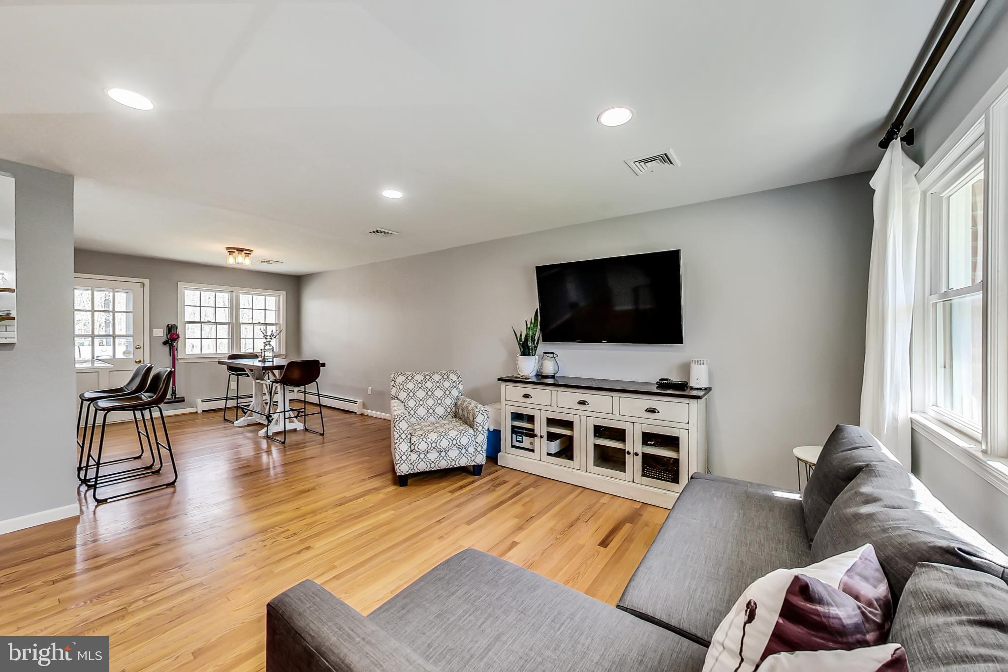 TIMOTHY PARK - Residential