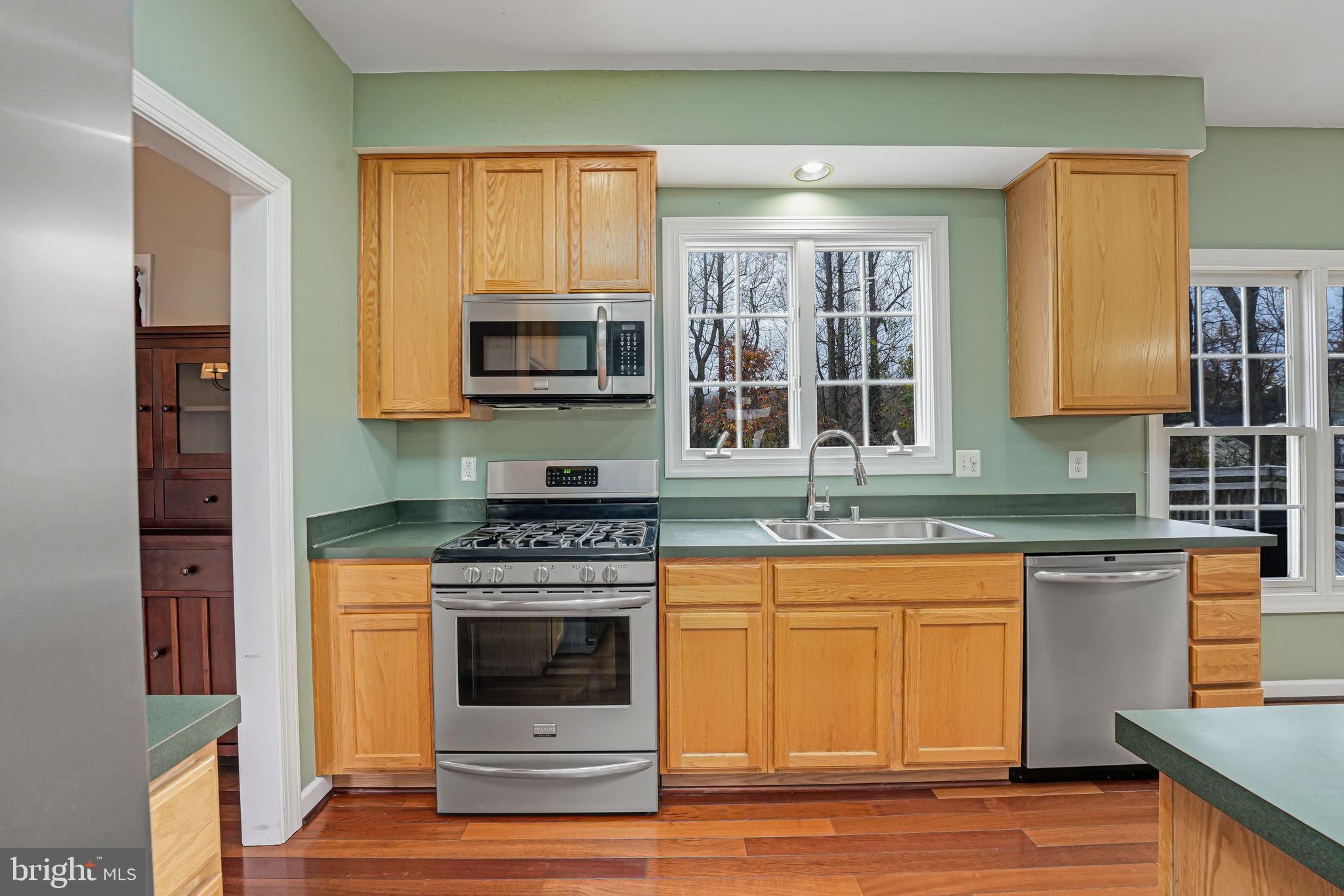 NEWPORT ESTATES - Residential