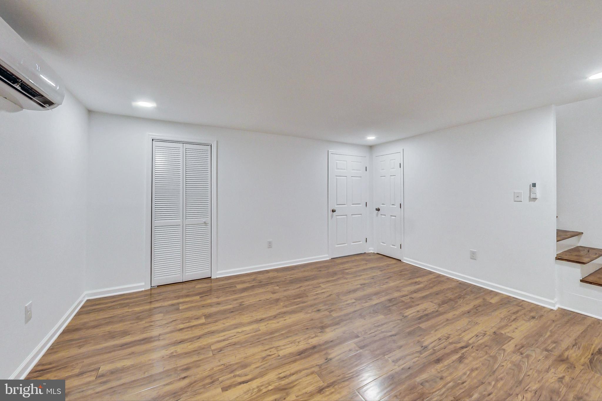 CLUB HILL - Residential