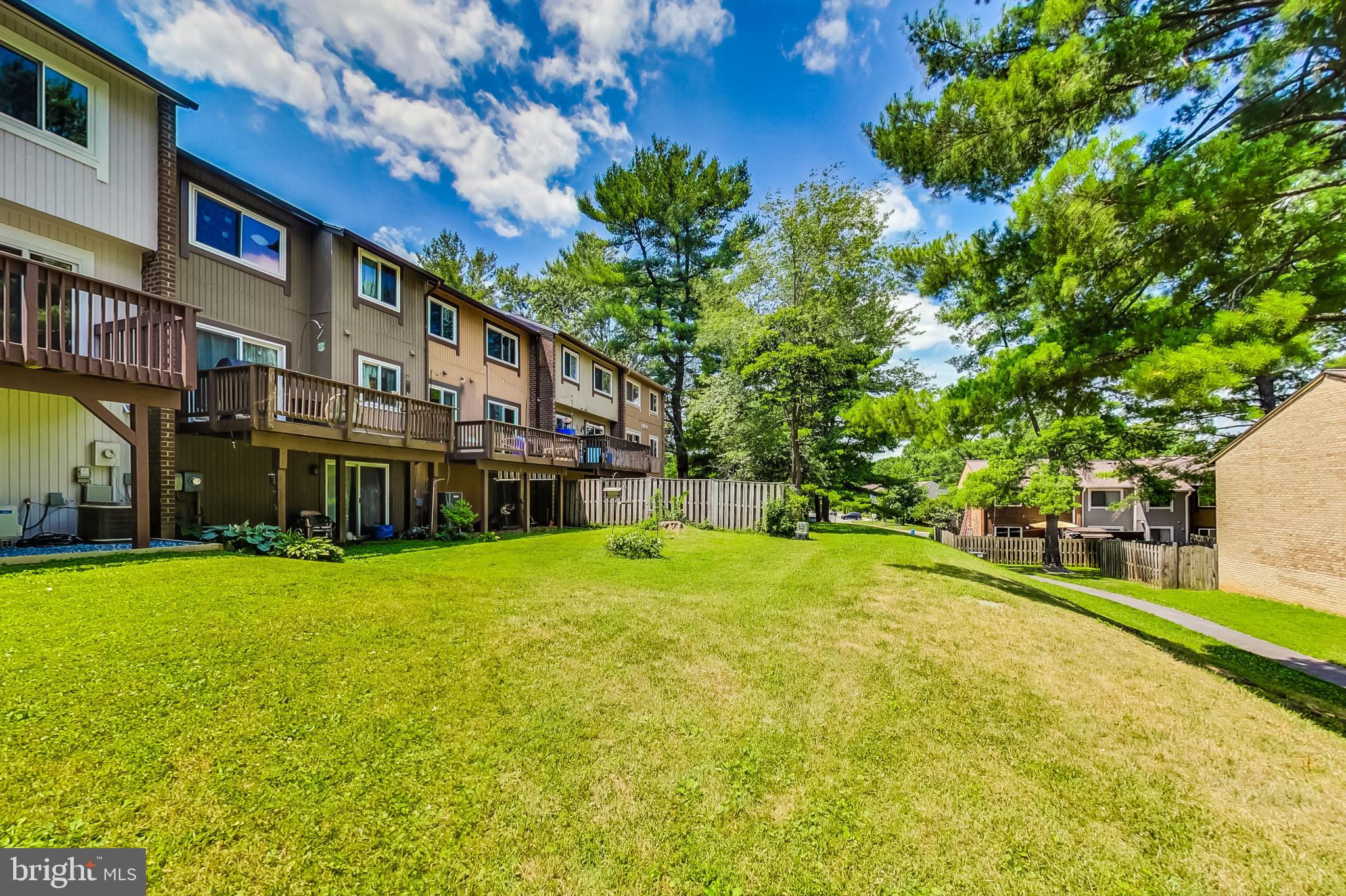 CLUB HILL - Residential