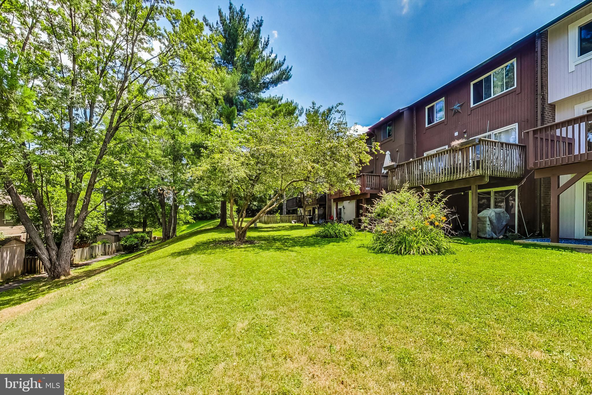 CLUB HILL - Residential