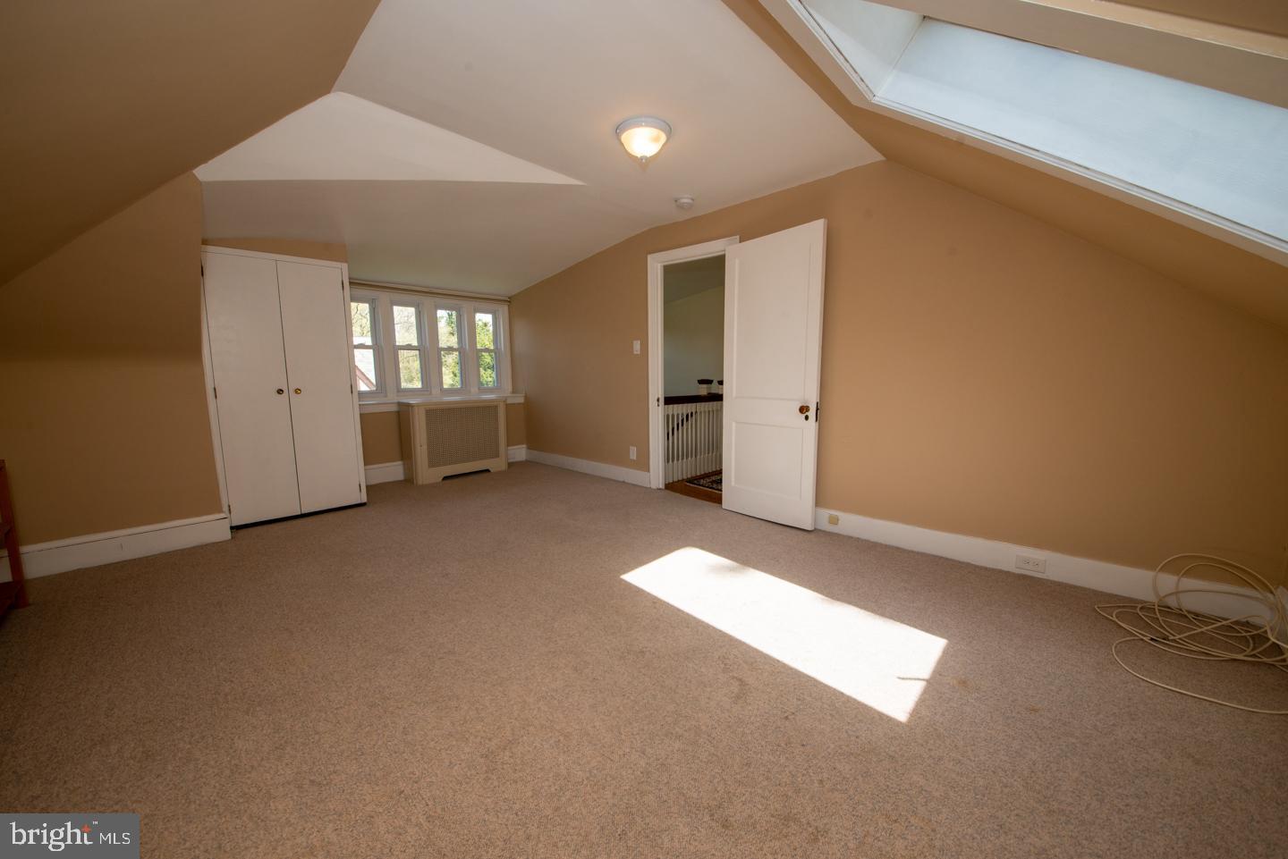 ELKINS PARK - Residential