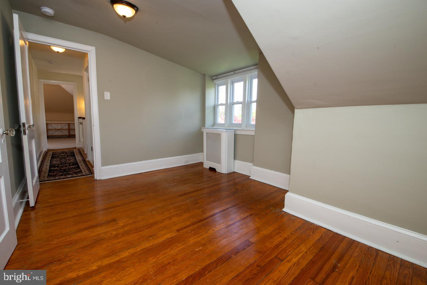 ELKINS PARK - Residential