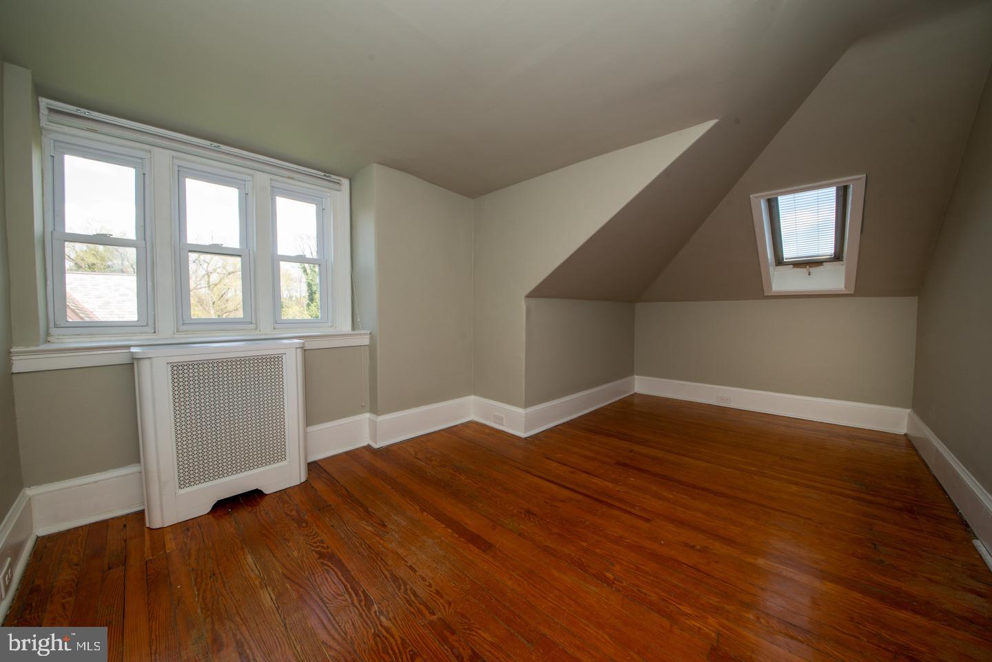 ELKINS PARK - Residential