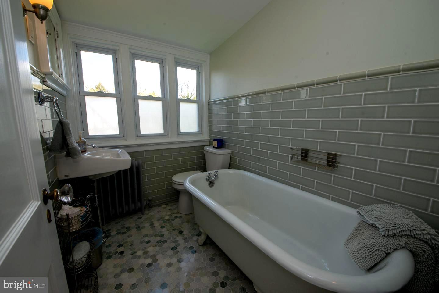 ELKINS PARK - Residential