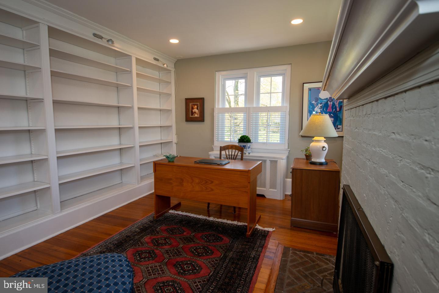 ELKINS PARK - Residential