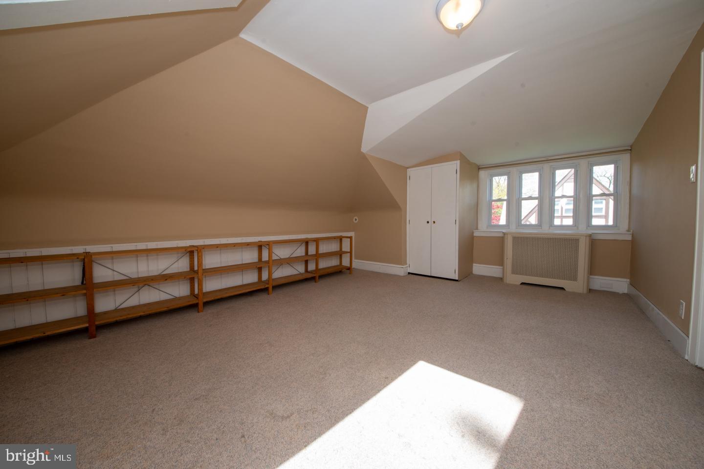 ELKINS PARK - Residential