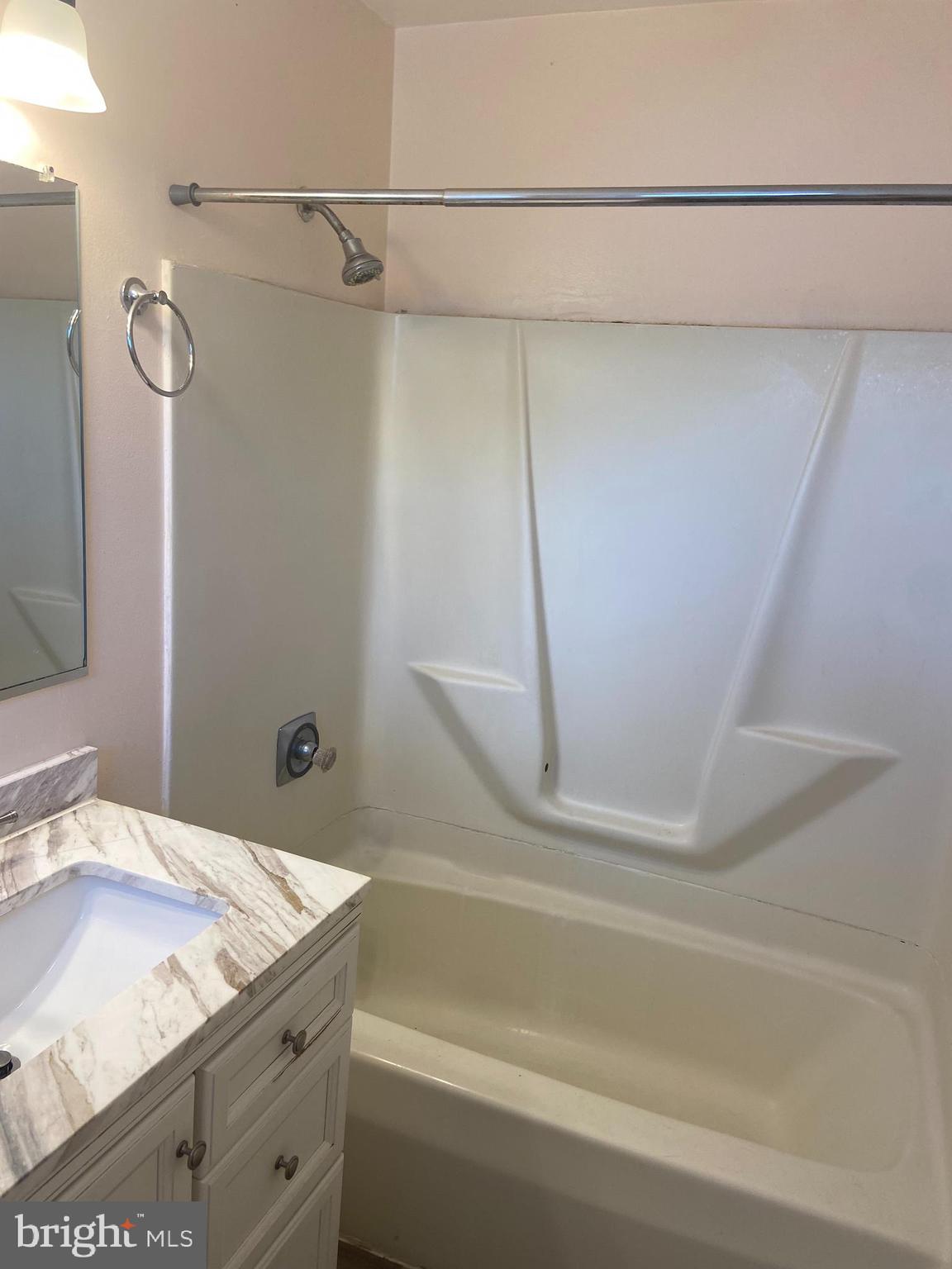 HOPKINS - Residential Lease