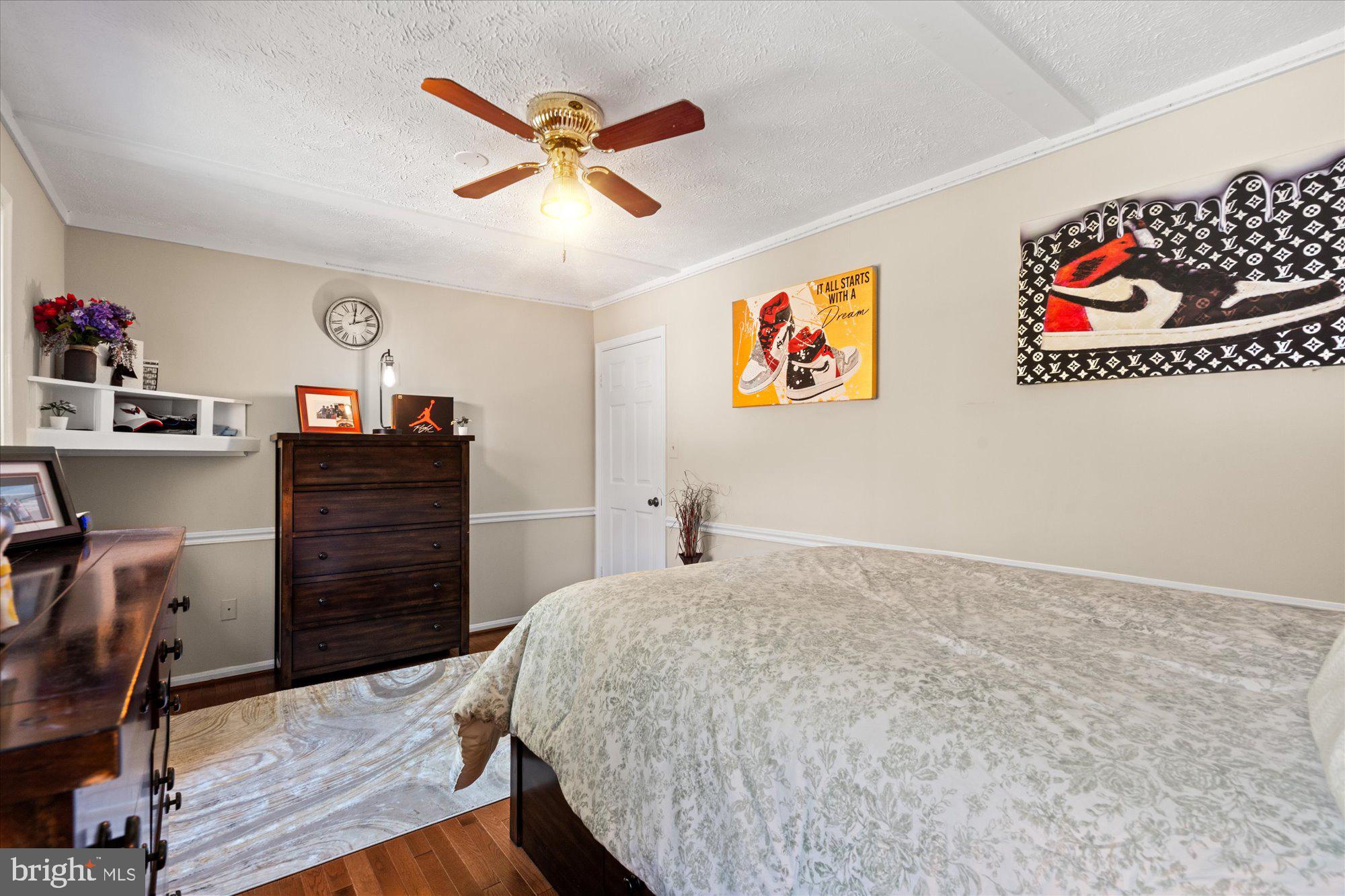 MINNIEVILLE MANOR - Residential