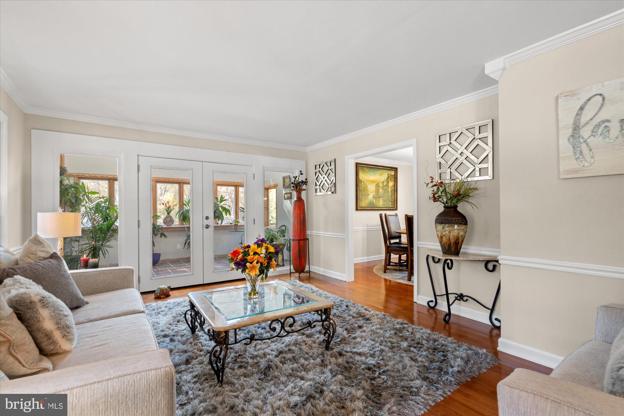 MINNIEVILLE MANOR - Residential