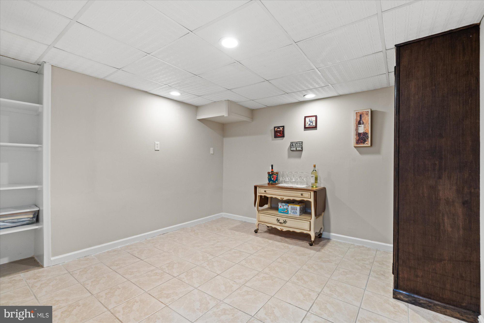 MINNIEVILLE MANOR - Residential