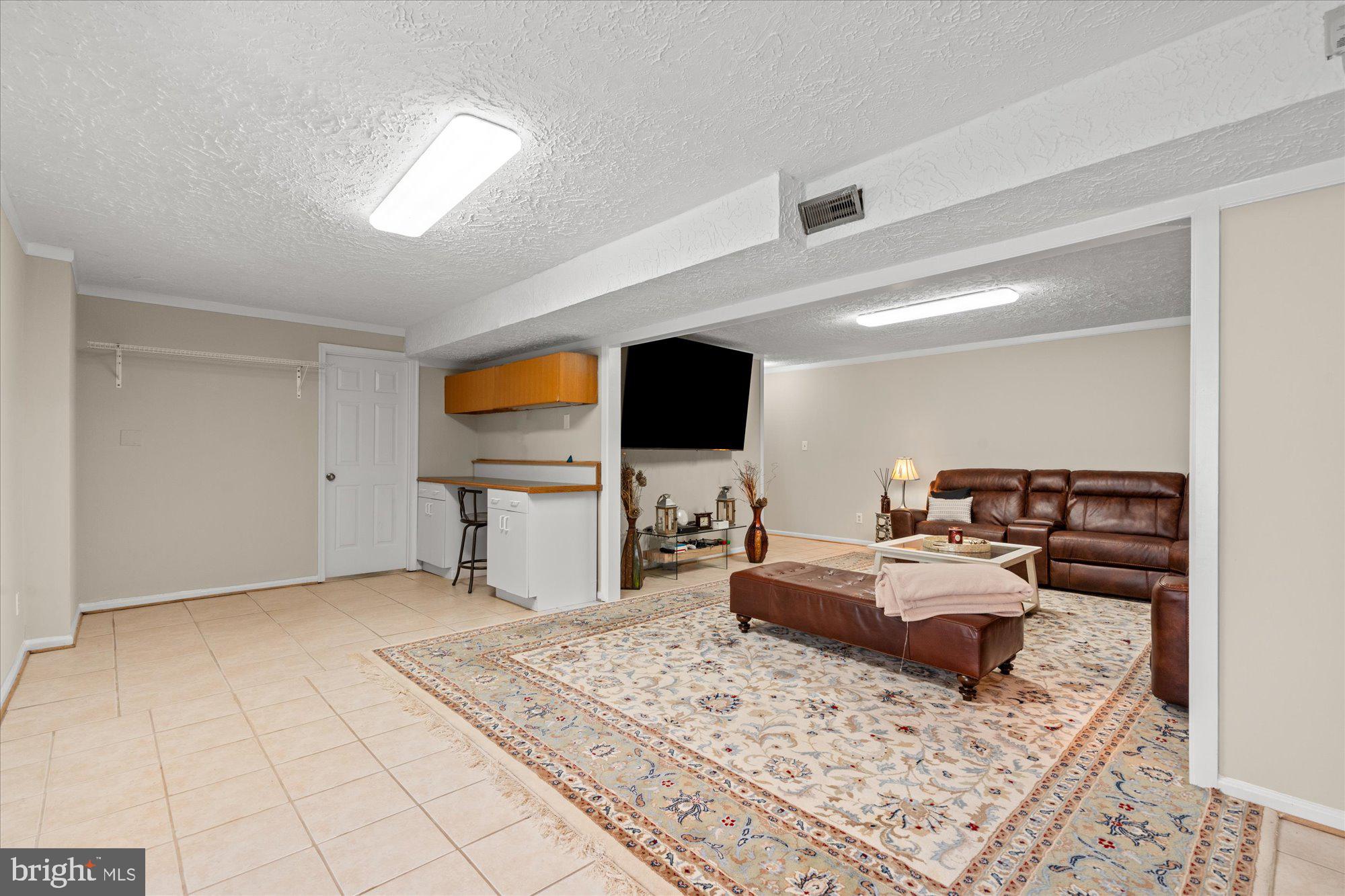 MINNIEVILLE MANOR - Residential