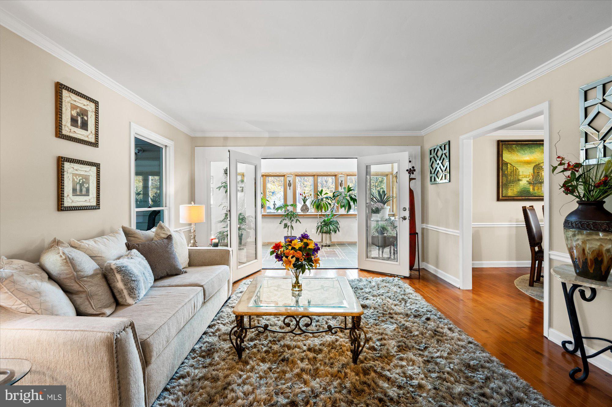 MINNIEVILLE MANOR - Residential