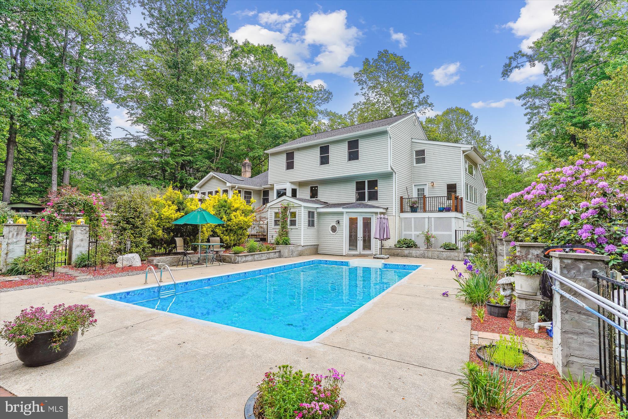 MINNIEVILLE MANOR - Residential