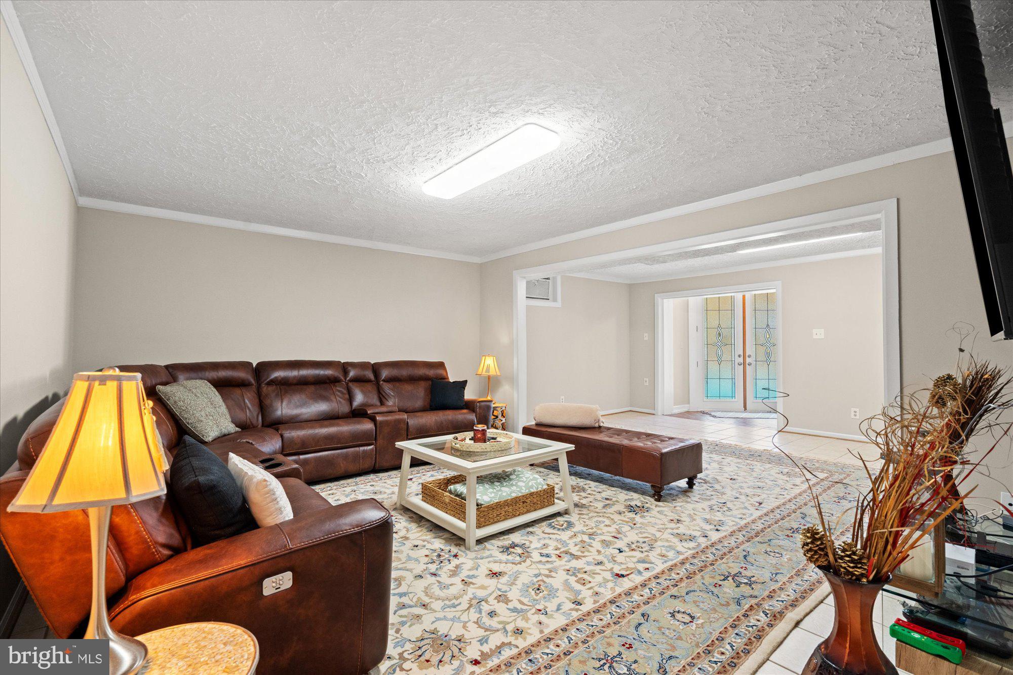 MINNIEVILLE MANOR - Residential