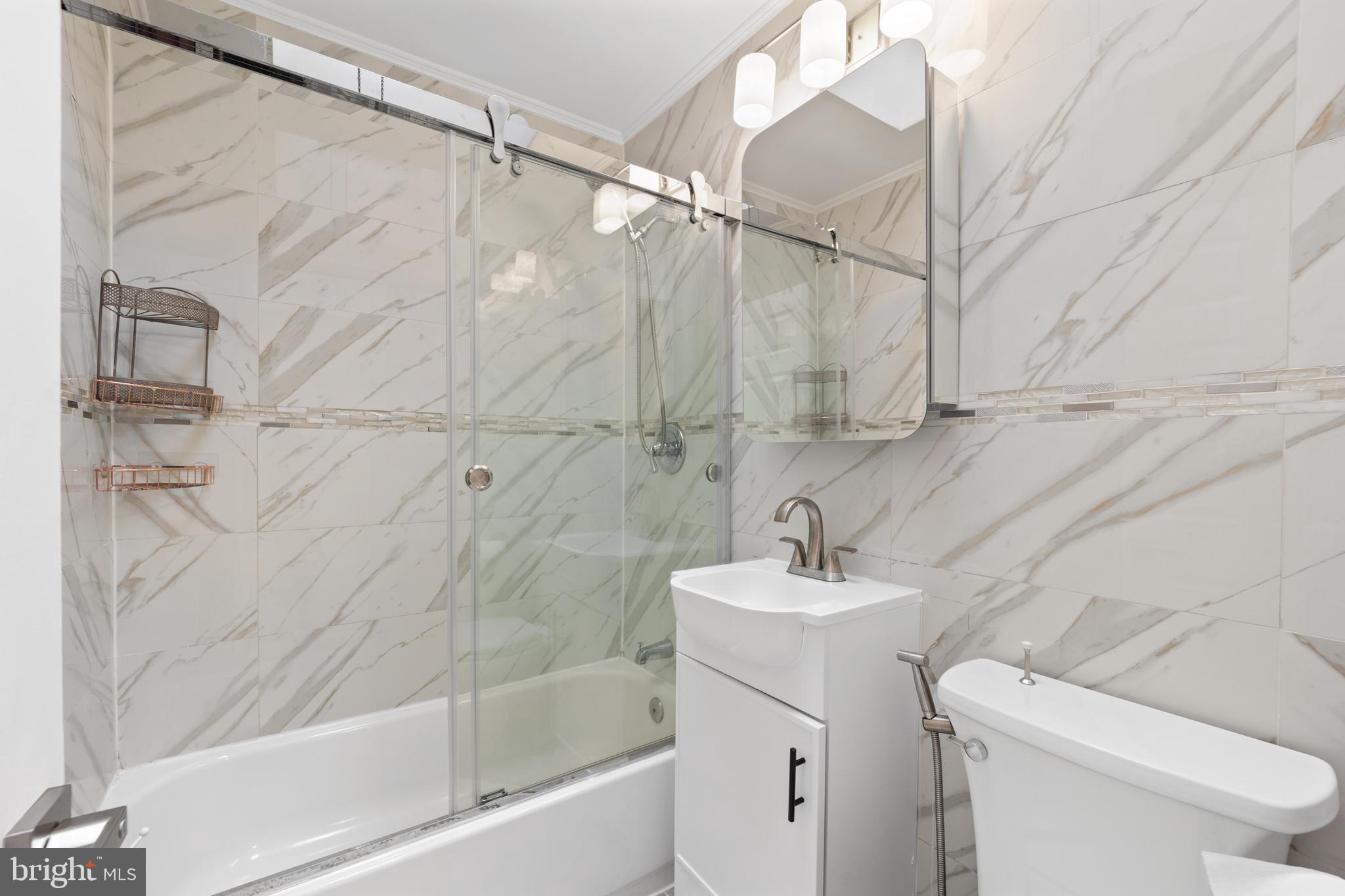 PHILADELPHIA (NORTHWEST) - Residential