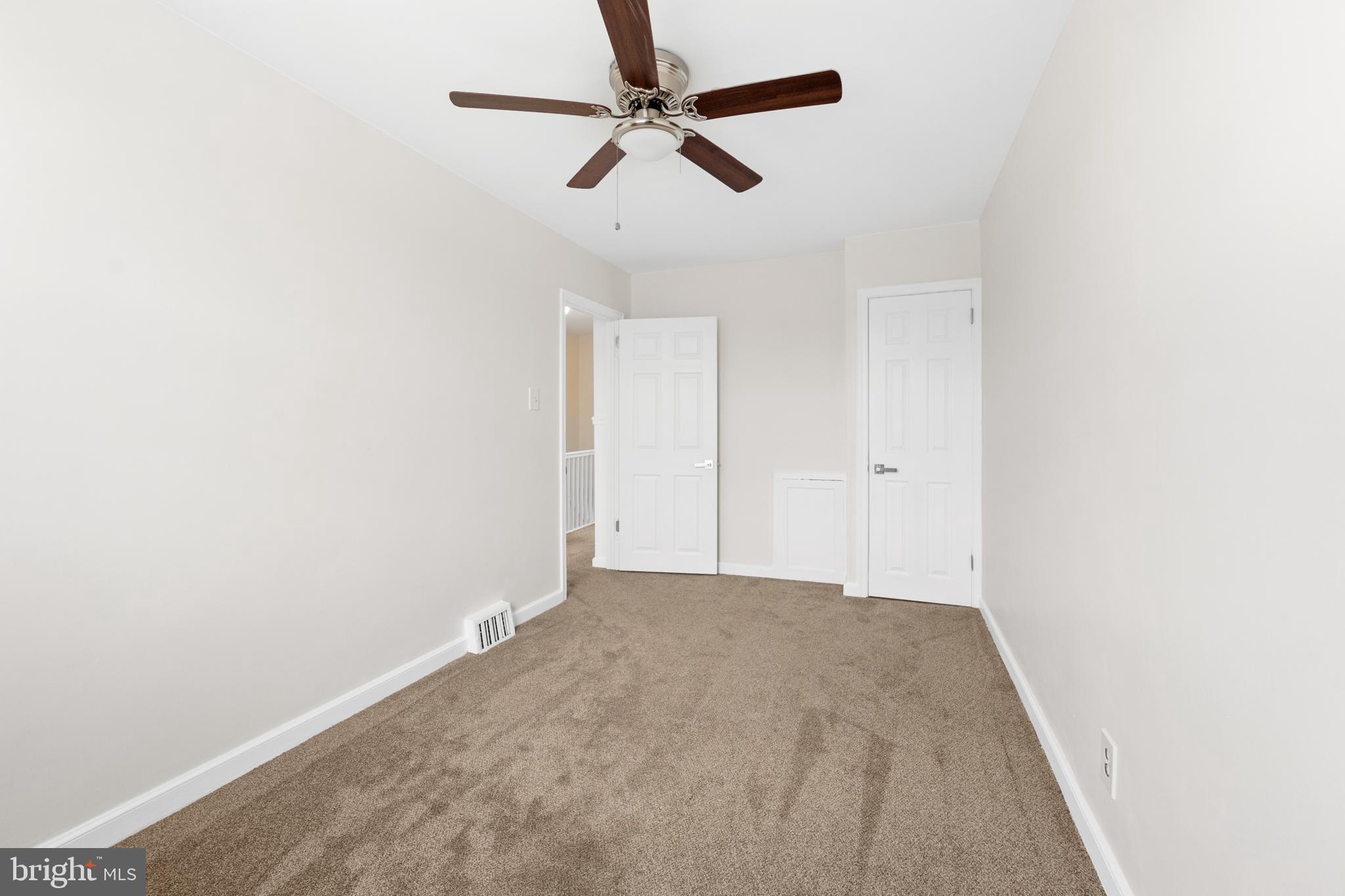 PHILADELPHIA (NORTHWEST) - Residential