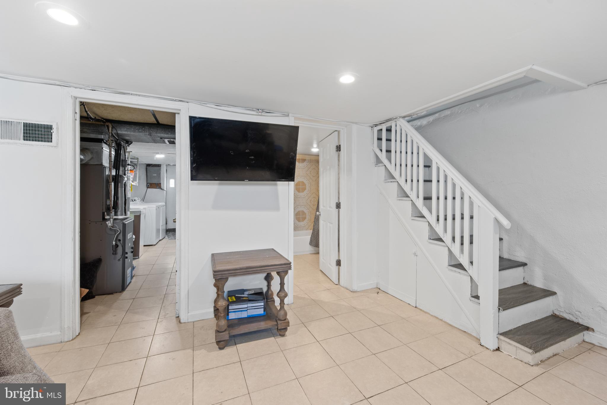 PHILADELPHIA (NORTHWEST) - Residential